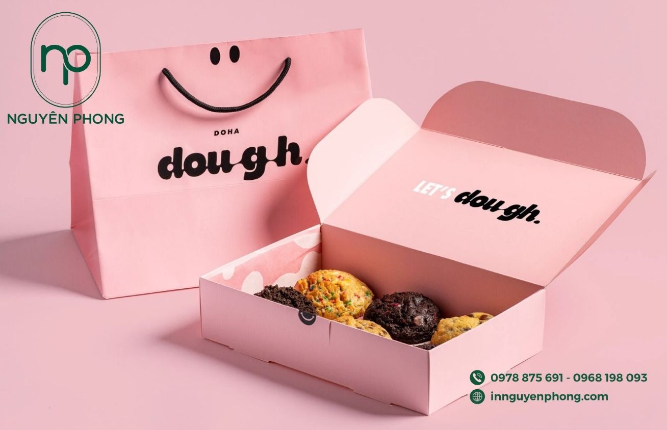 Mẫu túi giấy đựng bánh kẹo kraft mộc 